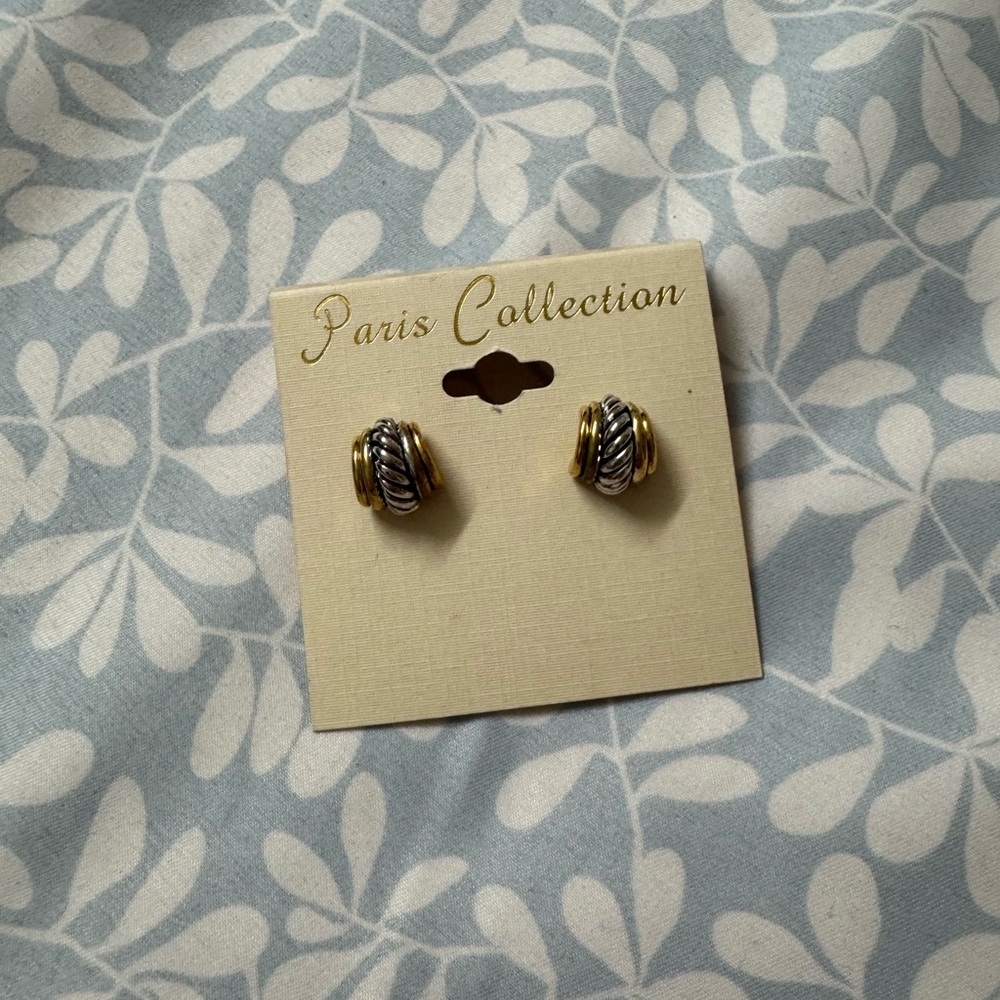 Earring
